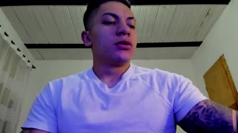 Snapshot of aquiles_51 chatting on 01-17-25, 12:10 Jonathan online show from 01-17-25, 12:10