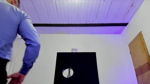 Snapshot of aquiles_51 chatting on 02-21-25, 11:10 Jonathan online show from 02-21-25, 11:10