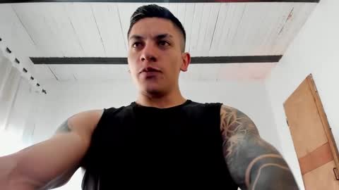 Snapshot of aquiles_51 chatting on 03-03-25, 09:15 Jonathan online show from 03-03-25, 09:15