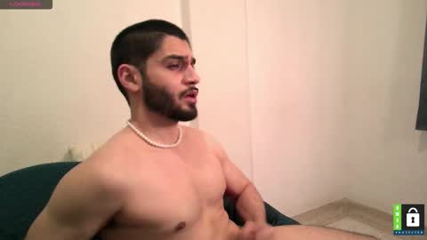 Snapshot of arab_b chatting on 01-16-26, 06:17 Thiago online show from 01-16-26, 06:17