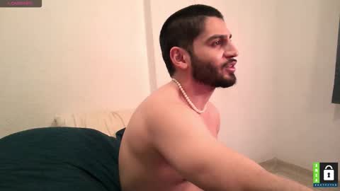 Snapshot of arab_b chatting on 02-21-26, 03:13 Thiago online show from 02-21-26, 03:13