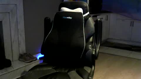 Snapshot of arabbustybeauty chatting on 01-11-25, 10:08 BustyPrincessLeila online show from 01-11-25, 10:08