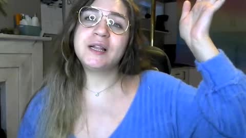 Snapshot of arabbustybeauty chatting on 01-16-25, 04:39 BustyPrincessLeila online show from 01-16-25, 04:39