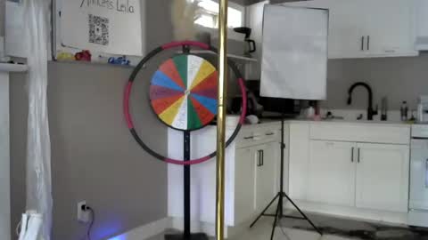 Snapshot of arabbustybeauty chatting on 02-09-25, 10:00 BustyPrincessLeila online show from 02-09-25, 10:00