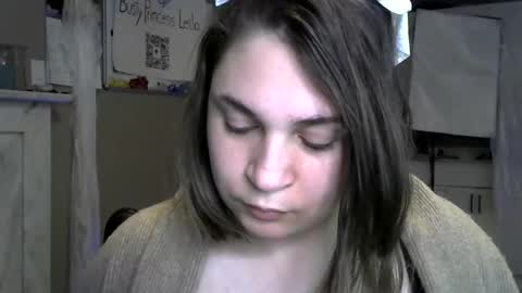 Snapshot of arabbustybeauty chatting on 02-12-25, 05:58 BustyPrincessLeila online show from 02-12-25, 05:58