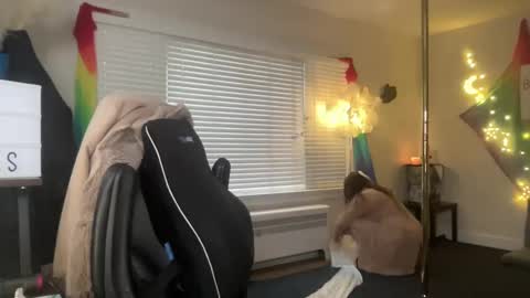 Snapshot of arabbustybeauty chatting on 03-09-25, 03:27 BustyPrincessLeila online show from 03-09-25, 03:27