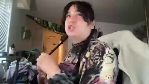 Snapshot of arabbustybeauty chatting on 10-11-25, 04:05 BustyPrincessLeila online show from 10-11-25, 04:05