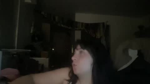 Snapshot of arabbustybeauty chatting on 10-17-25, 03:10 BustyPrincessLeila online show from 10-17-25, 03:10