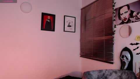 Snapshot of arabella_stone chatting on 01-25-25, 05:29 Arabella online show from 01-25-25, 05:29