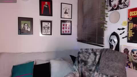 Snapshot of arabella_stone chatting on 02-21-25, 02:50 Arabella online show from 02-21-25, 02:50