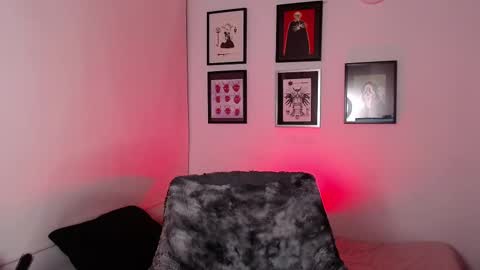 Snapshot of arabella_stone chatting on 10-05-25, 01:04 Arabella online show from 10-05-25, 01:04