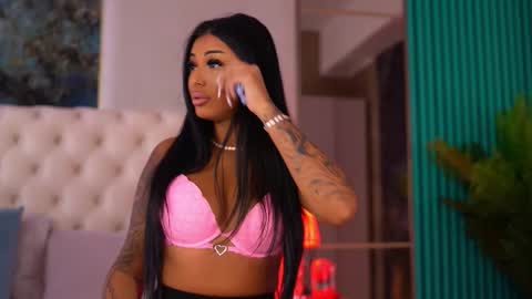 Snapshot of arabellaposh chatting on 09-10-25, 05:07 arabellaposh online show from 09-10-25, 05:07