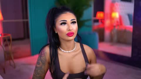 Snapshot of arabellaposh chatting on 10-17-25, 05:10 arabellaposh online show from 10-17-25, 05:10