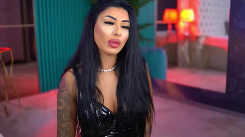 Snapshot of arabellaposh chatting on 10-24-25, 06:43 arabellaposh online show from 10-24-25, 06:43