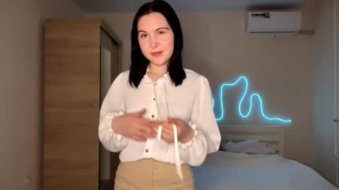 Emi online show from 03-15-26, 04:13