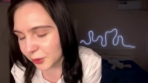 Emi online show from 04-22-26, 04:30