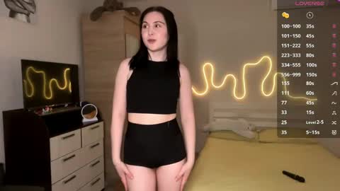 Emi online show from 04-28-26, 04:56