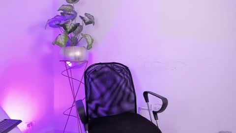   online show from 01-19-25, 05:26