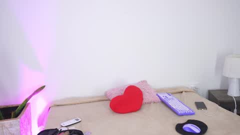   online show from 07-28-26, 08:10