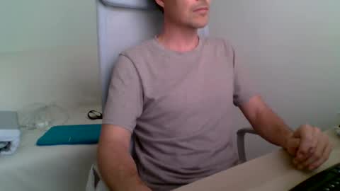 aragon9999 online show from 10-02-25, 10:55