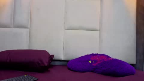 Snapshot of aranza_jones chatting on 06-12-26, 11:42 Aranza online show from 06-12-26, 11:42