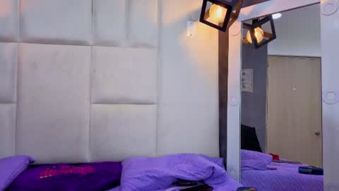 Snapshot of aranza_jones chatting on 07-27-26, 11:17 Aranza online show from 07-27-26, 11:17