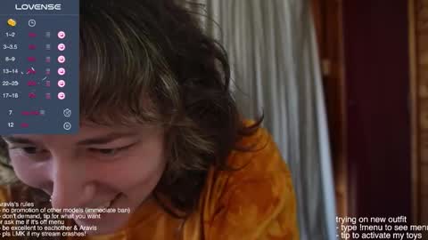 Snapshot of araviself chatting on 12-04-25, 12:20 aravis online show from 12-04-25, 12:20