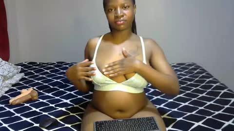 Snapshot of arcana_minnie chatting on 04-18-26, 11:27 Arcana online show from 04-18-26, 11:27