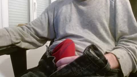 Arek online show from 12-23-24, 04:06