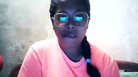 Snapshot of arellah chatting on 03-16-26, 05:44 arellah online show from 03-16-26, 05:44