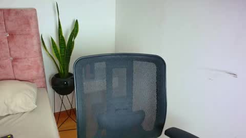 Ares Alpha  online show from 11-20-25, 07:02