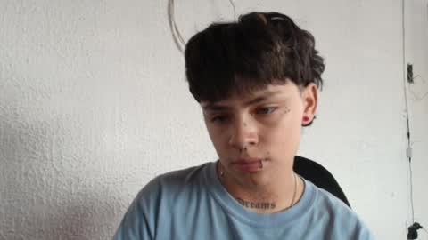 Snapshot of ares_boo chatting on 03-03-25, 08:11 ares online show from 03-03-25, 08:11