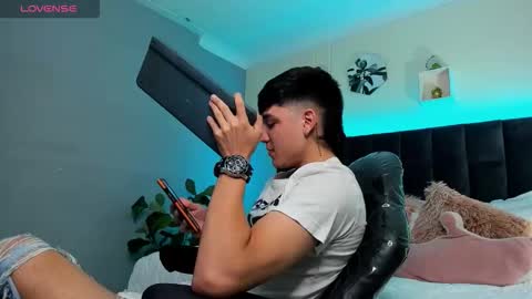 Ares online show from 10-06-25, 02:25