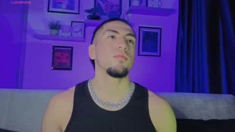 Mateo online show from 11-22-25, 04:11