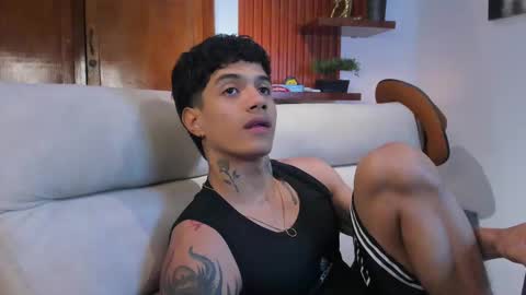 aress444 online show from 09-10-25, 03:06