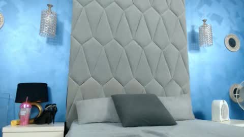 Snapshot of aretialisya chatting on 09-23-25, 05:21 aretialisya online show from 09-23-25, 05:21