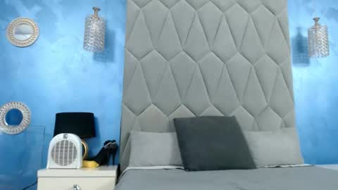 Snapshot of aretialisya chatting on 10-14-25, 04:57 aretialisya online show from 10-14-25, 04:57