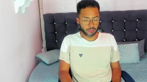 Alex Cortez online show from 04-30-26, 08:57
