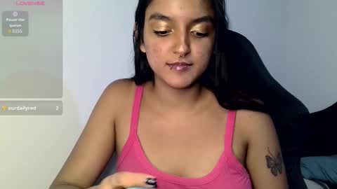 Snapshot of ari_20_ chatting on 09-29-25, 03:22 Bella online show from 09-29-25, 03:22