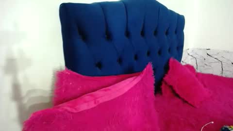 ARIANNA  online show from 04-21-26, 03:13