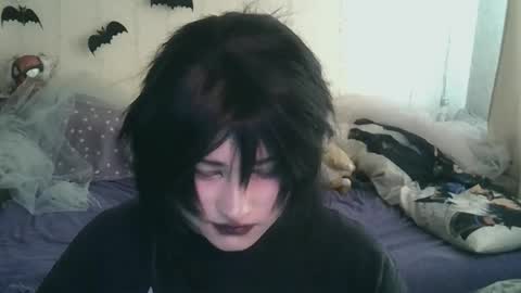 Snapshot of ari_corn chatting on 02-25-25, 10:37 Ahri online show from 02-25-25, 10:37