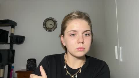 ari_crystal online show from 02-04-26, 01:17