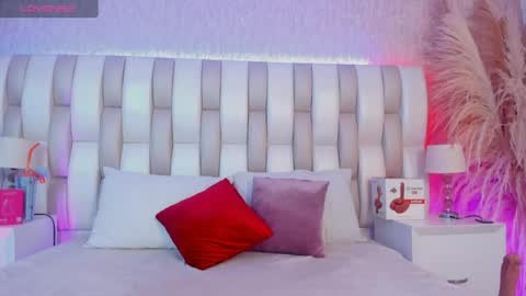 ari_lynn_ online show from 04-01-26, 03:07