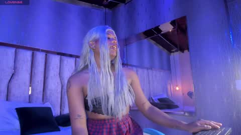 Snapshot of ari_monet chatting on 01-31-25, 11:46 ARI online show from 01-31-25, 11:46