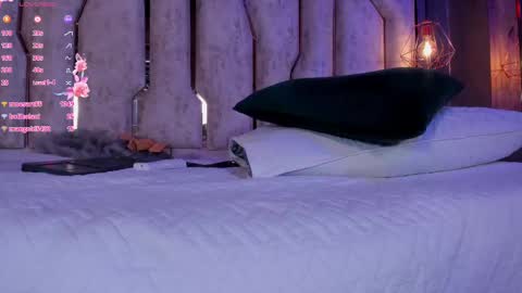 Snapshot of ari_monet chatting on 02-12-25, 06:09 ARI online show from 02-12-25, 06:09