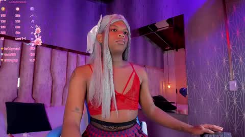 Snapshot of ari_monet chatting on 02-14-25, 04:47 ARI online show from 02-14-25, 04:47