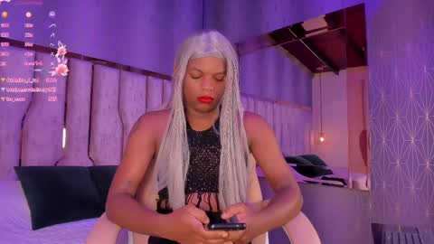 Snapshot of ari_monet chatting on 02-24-25, 11:54 ARI online show from 02-24-25, 11:54