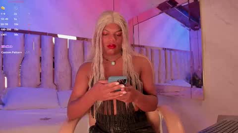 Snapshot of ari_monet chatting on 09-14-25, 11:42 ARI online show from 09-14-25, 11:42