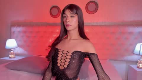 Snapshot of ari_sunshine chatting on 01-30-25, 09:47 Ari  online show from 01-30-25, 09:47