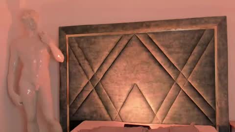 Snapshot of ari_sunshine chatting on 10-04-25, 06:55 Ari  online show from 10-04-25, 06:55